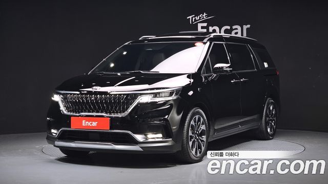 Kia Carnival 4-го поколения 7-Seater Signature - фото 0