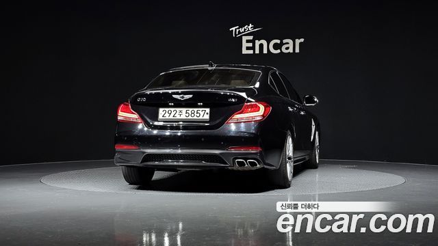 Genesis G70 2.2D Elite - фото 3