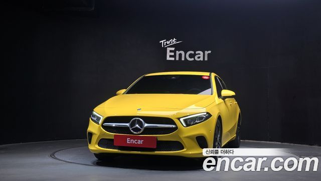 Mercedes-Benz A-Class W177 A220 Hatchback - фото 2