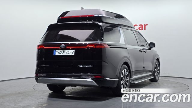 Kia Carnival 4-го поколения 9-Seater Hi-Limousine Signature - фото 1