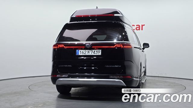 Kia Carnival 4-го поколения 9-Seater Hi-Limousine Signature - фото 3