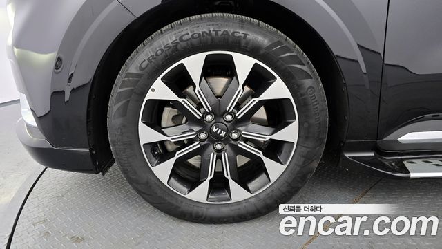 Kia Carnival 4-го поколения 9-Seater Hi-Limousine Signature - фото 4