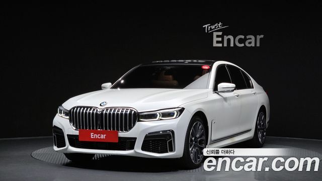 BMW 7 Series G11 730d xDrive M Sport - фото 0