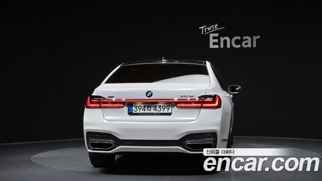 BMW 7 Series G11 730d xDrive M Sport - фото 3