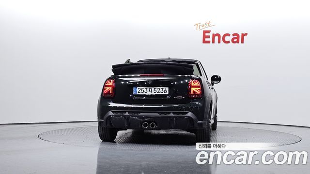 Mini Cooper Convertible S JCW 3rd - фото 3