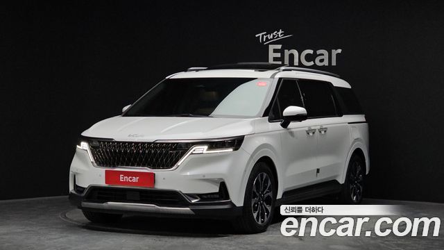 Kia Carnival 4-го поколения 9-Seater Signature - фото 0