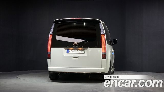 Hyundai Staria 4WD Lounge 9-Seater Inspiration - фото 3