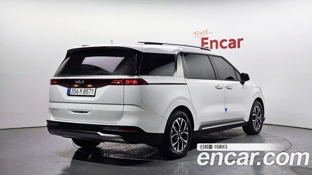 Kia Carnival 4-го поколения 9-Seater Noblesse - фото 1