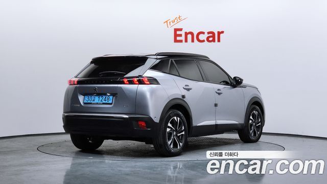 Peugeot 2008 2-го поколения EV GT - фото 1