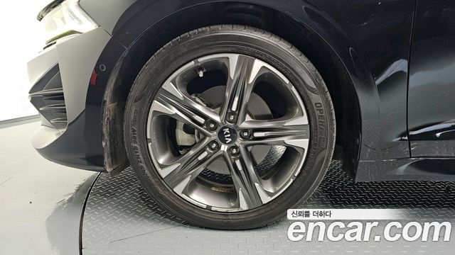 Kia K5 3-го поколения 2.0 Signature - фото 4