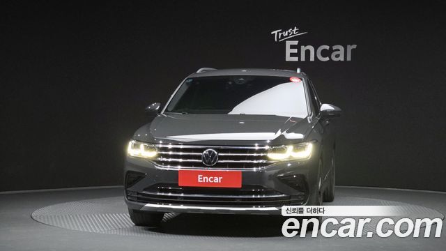 Volkswagen Tiguan 2-го поколения 2.0 TDI Premium - фото 2
