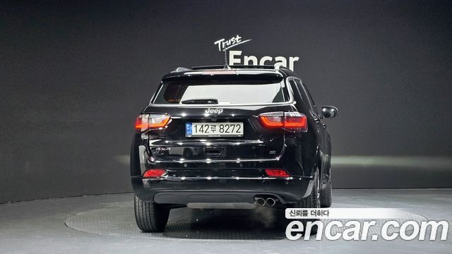 Jeep Compass 2-го поколения S 2.4 AWD - фото 3