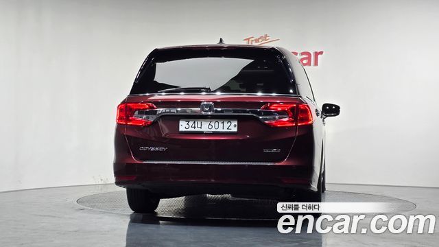 Honda Odyssey 3.5 5th - фото 3