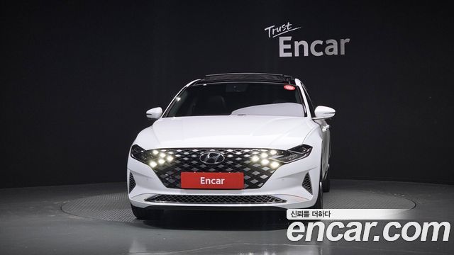 Hyundai Grandeur New IG 2.5 Calligraphy - фото 2