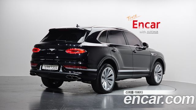 Bentley Bentayga 4.0 V8 Azure - фото 1