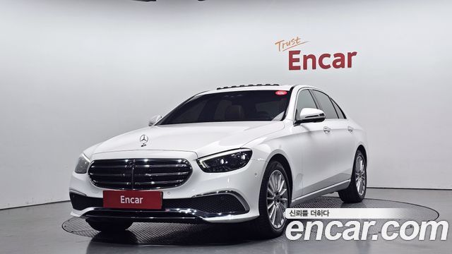 Mercedes-Benz E-Class W213 E250 Exclusive - фото 0