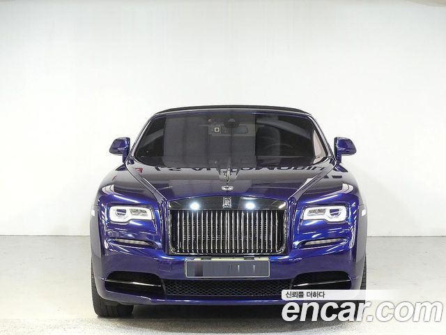 Rolls-Royce Dawn 6.6 V12 Black Badge - фото 1