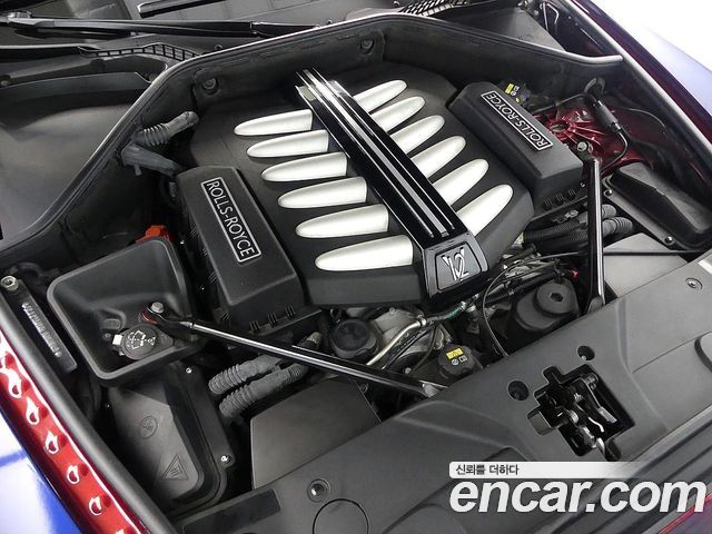 Rolls-Royce Dawn 6.6 V12 Black Badge - фото 3