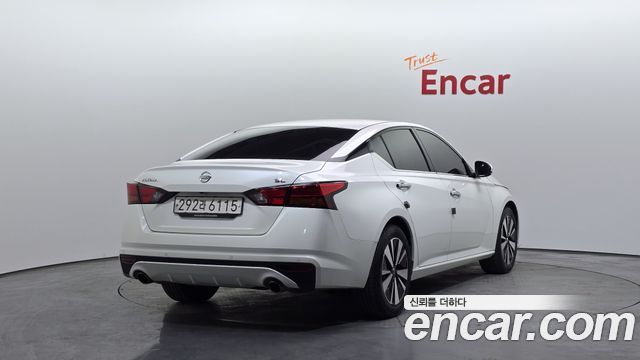 Nissan Altima L34 2.5 Special Edition - фото 1