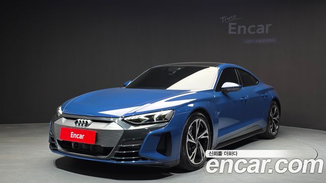 Audi e-Tron GT GT quattro - фото 0