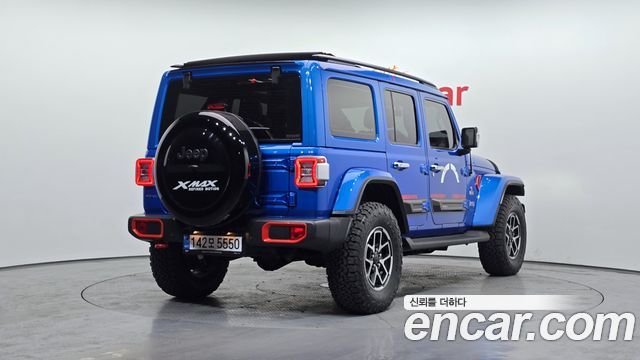 Jeep Wrangler JL 2.0 Overland Power Top 4Door 4xe - фото 1