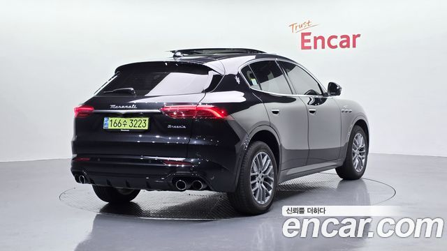 Maserati Grecale 2.0 AWD GT - фото 1