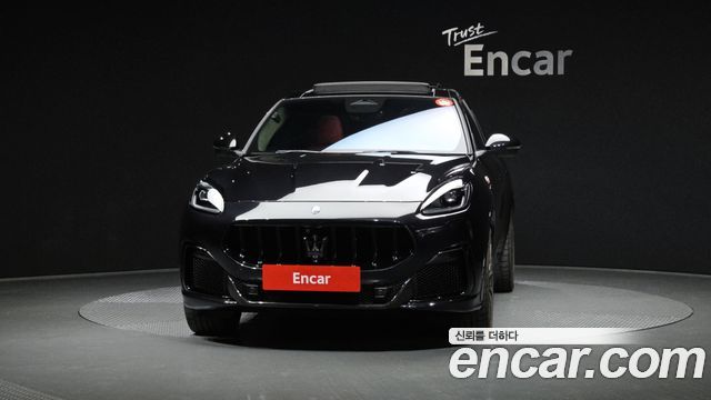 Maserati Grecale 3.0 AWD Trofeo - фото 2
