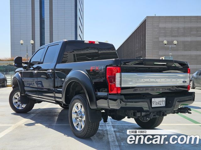 Ford F250 Super Duty - фото 1