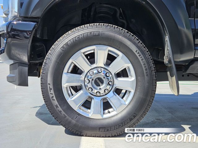 Ford F250 Super Duty - фото 4