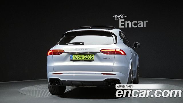 Maserati Grecale 2.0 AWD Modena - фото 3