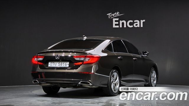 Honda Accord 10-го поколения 1.5 Turbo - фото 1