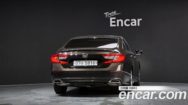 Honda Accord 10-го поколения 1.5 Turbo - фото 3