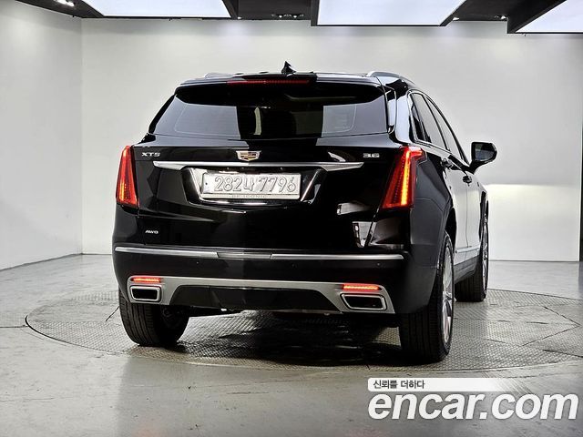 Cadillac XT5 3.6 Premium Luxury AWD - фото 3