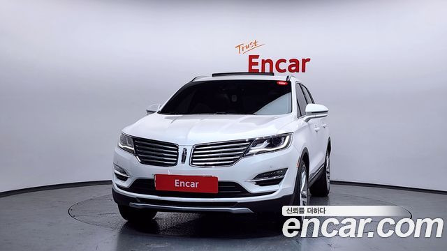 Lincoln MKC 2.0 AWD - фото 2