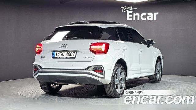 Audi Q2 35 TDI Premium - фото 1