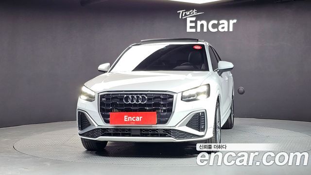 Audi Q2 35 TDI Premium - фото 2