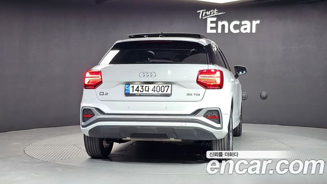 Audi Q2 35 TDI Premium - фото 3