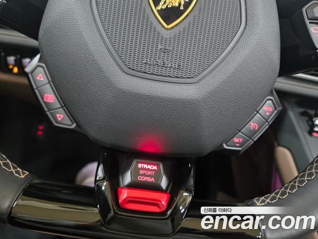 Lamborghini Huracan LP610-2 EVO Spyder - фото 3