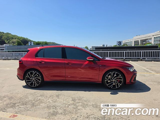 Volkswagen Golf 8-го поколения 2.0 GTI - фото 3