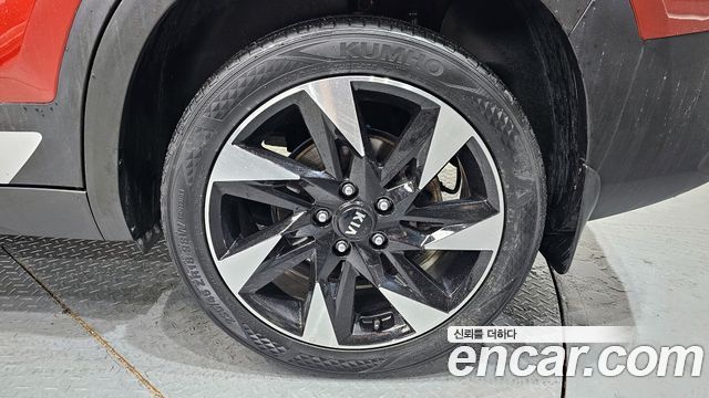 Kia Seltos Diesel 1.6 4WD Signature - фото 4