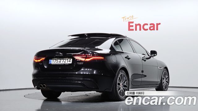 Jaguar XE D180 R-Dynamic S - фото 2