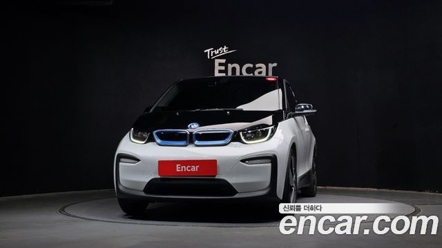 BMW i3 LUX - фото 2