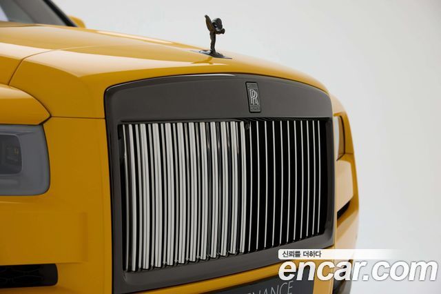 Rolls-Royce Cullinan 6.7 V12 Black Badge - фото 4