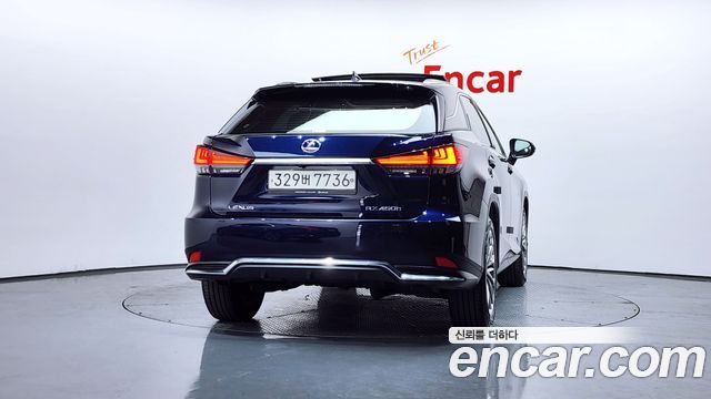 Lexus RX 450h 4-го поколения Executive - фото 3