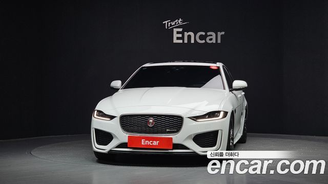 Jaguar XE D180 R-Dynamic S - фото 2