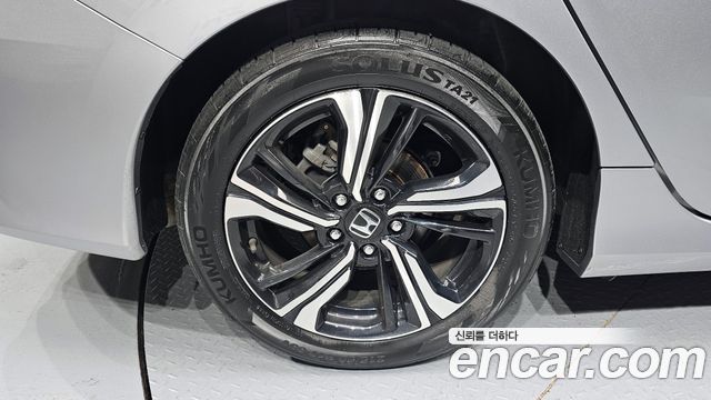 Honda Civic 2.0 10th - фото 4