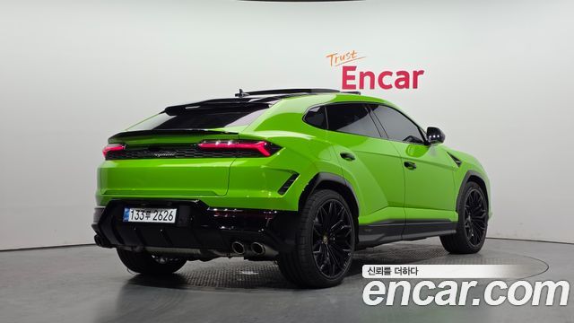Lamborghini Urus 4.0 V8 SE - фото 1