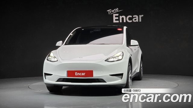Tesla Model Y RWD - фото 2