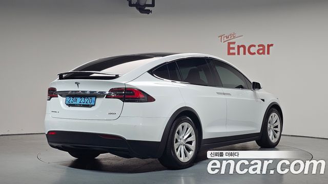 Tesla Model X 100D - фото 1