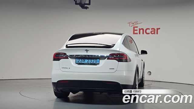 Tesla Model X 100D - фото 3